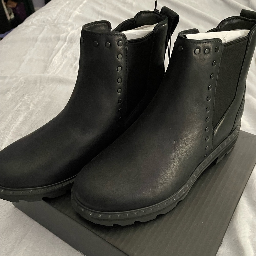 Sorel Lennox Chelsea Black Sz 7.5 NWT